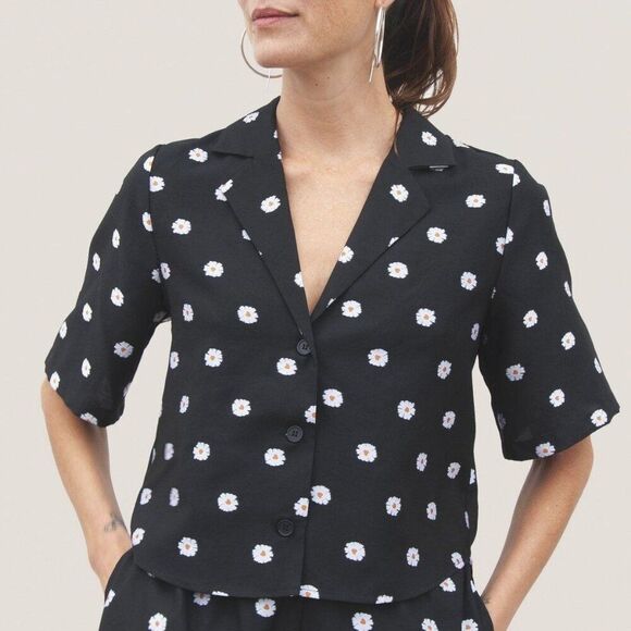 STINE GOYA Athena Cropped Button Down Daisy Print Top S Floral Blouse Short Slv - Picture 1 of 10